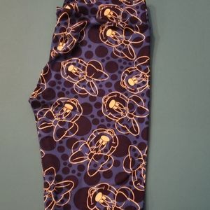 Lularoe disney leggings